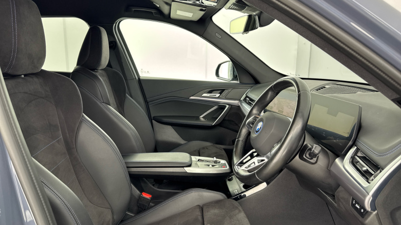 BMW iX1 230kW xDrive30 M Sport 65kWh 5dr Auto Electric Estate